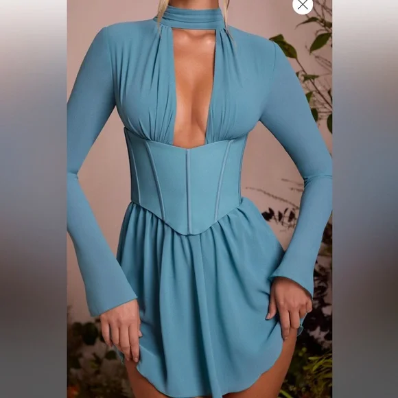 Oh Polly Long Sleeve Plunge Dress - Picture 2 of 6